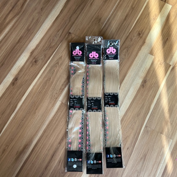 3 packs Donna Bella Tape-In Extensions new in package 18" #60&#600 - Picture 4 of 4